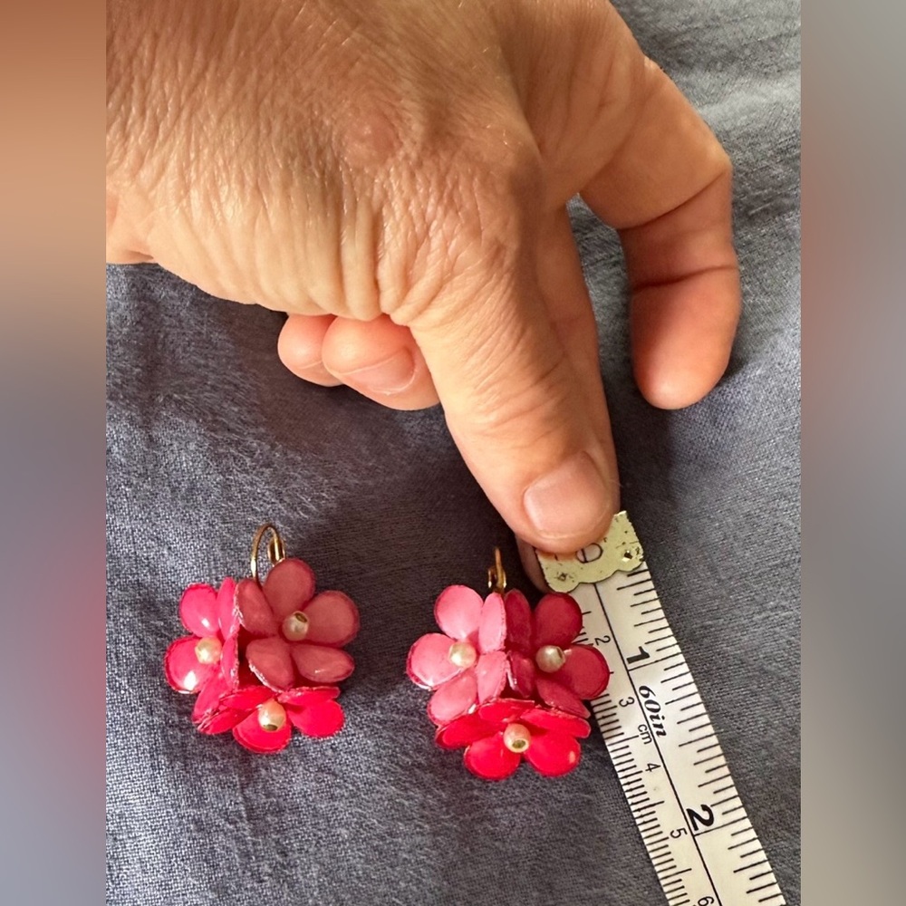 Ciléa Paris Drop Earrings. 2-tone Pink w/ Resin’d Leather & Pearl Beads. - Picture 3 of 10